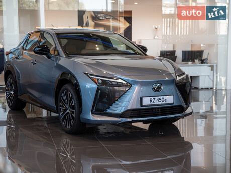 Lexus RZ 2025