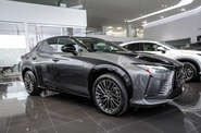 Lexus RZ Luxury Bi-Tone