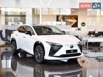Lexus RZ 2025 Luxury