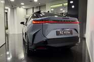 Lexus RZ Luxury Bi-Tone