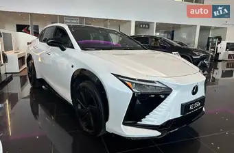 Lexus RZ