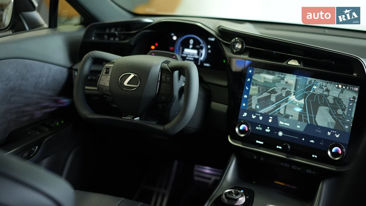 Lexus-17