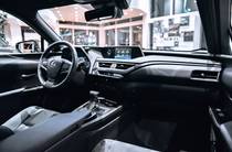 Lexus UX Business+