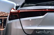 Lexus UX Business+