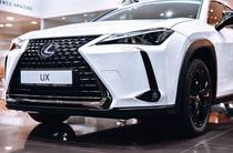 Lexus UX Ginza