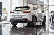 Lexus UX F Sport Design