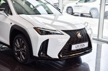 Lexus UX F Sport Design