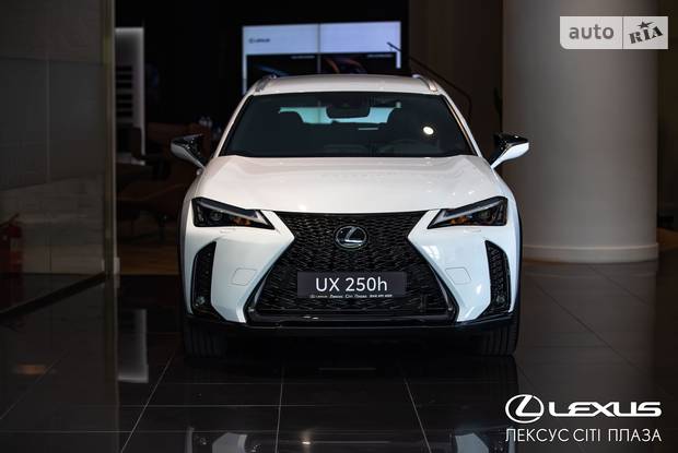 Lexus UX F Sport Design