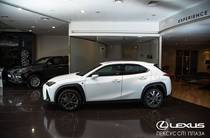 Lexus UX F Sport Design