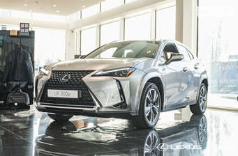 Lexus UX 2023 в Днепр (Днепропетровск)