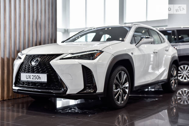 Lexus UX F Sport Design