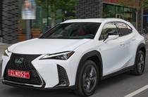 Lexus UX F-Sport