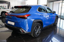 Lexus UX Ginza