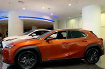 Lexus UX Business+