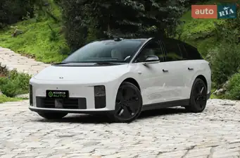 Li Auto i6