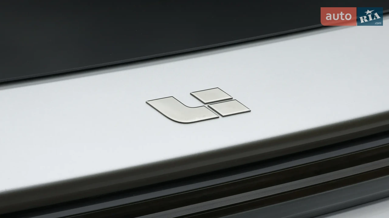 Li Auto-6