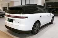 Li Auto i8 Standart