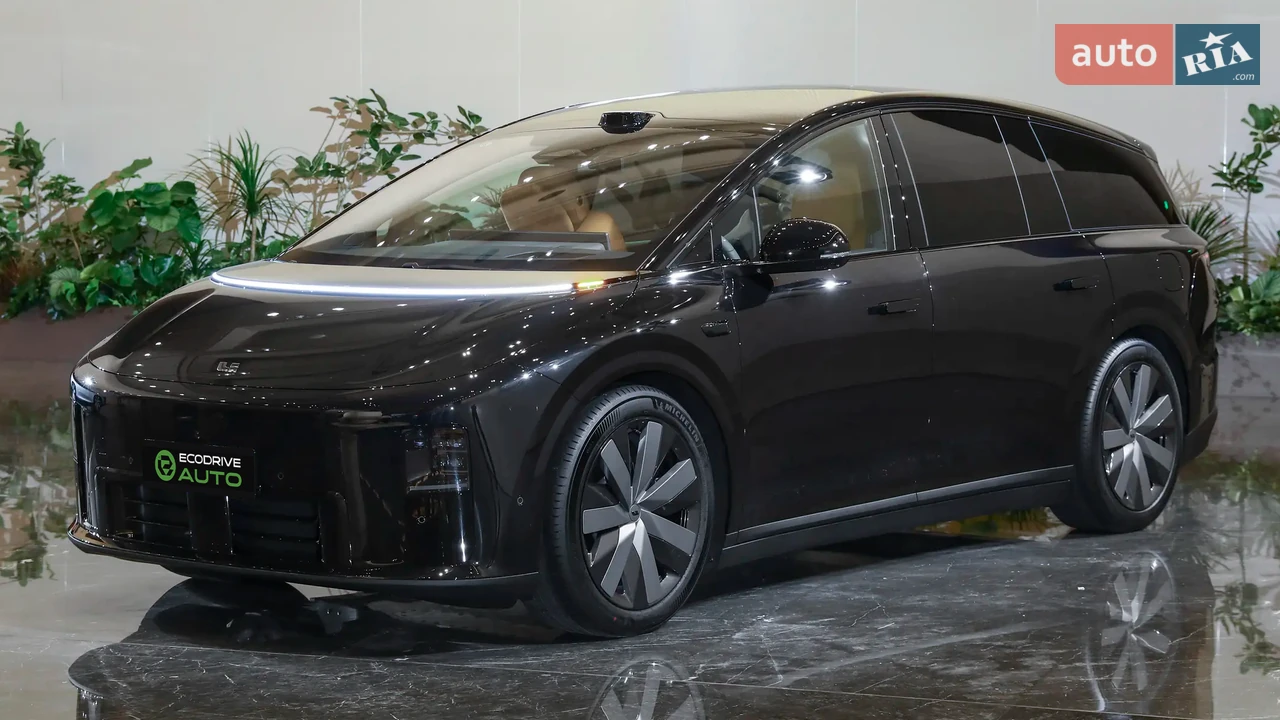Li Auto i8 Standart