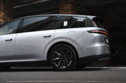 Li Auto i8 Standart