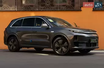 Li Auto L6