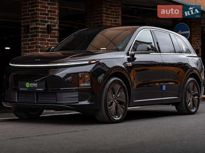 Li Auto L6 Pro 1.5 Hybrid (408 к.с.) AWD 2025