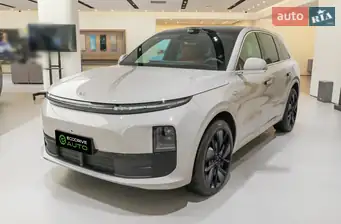 Li Auto L6