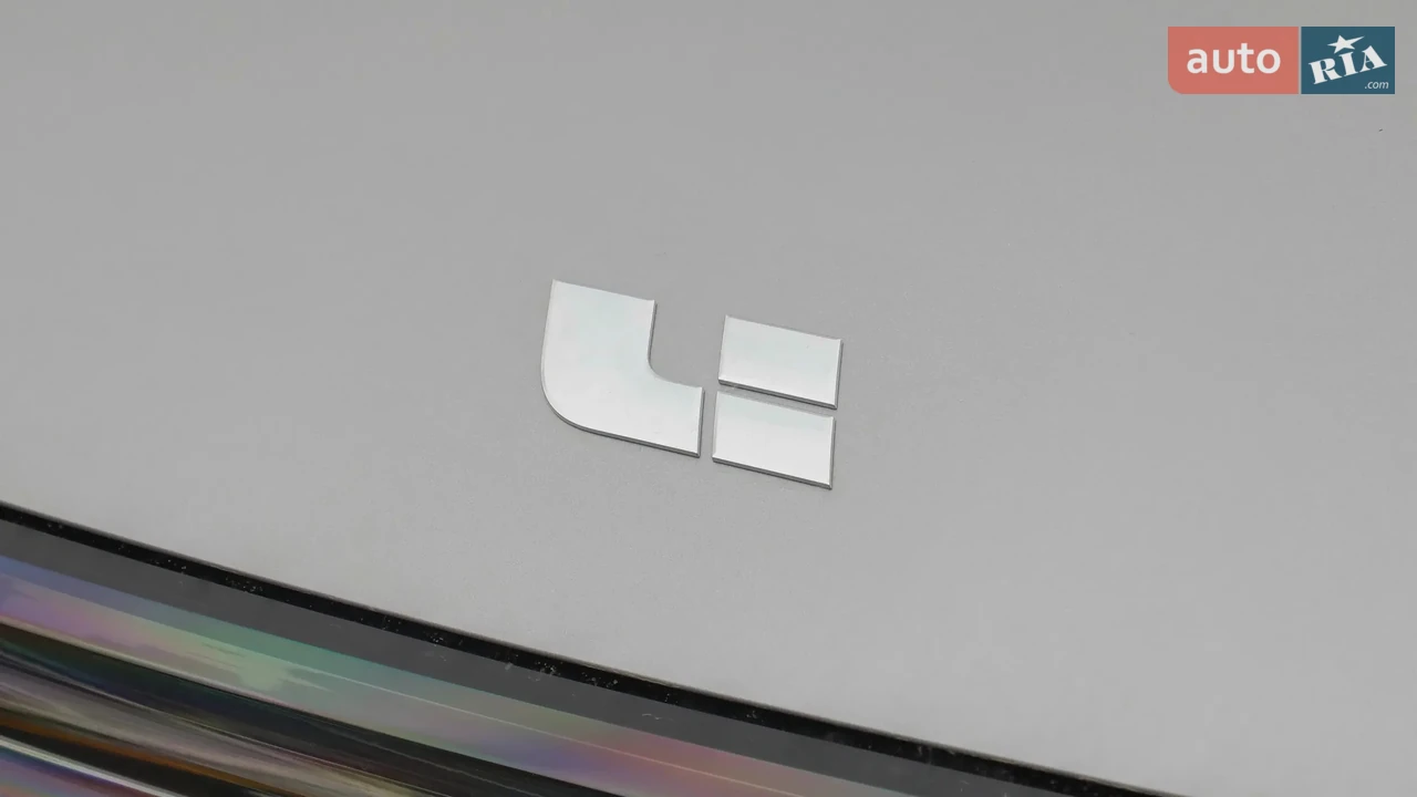 Li Auto-11