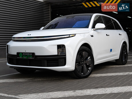 Li Auto L7 2025