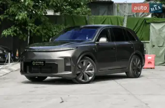 Li Auto L8