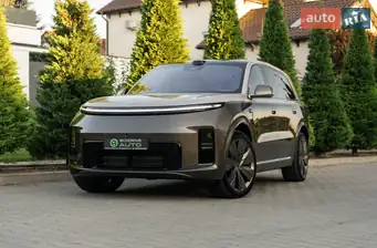 Li Auto L9