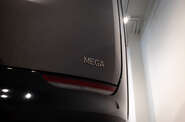 Li Auto MEGA Home