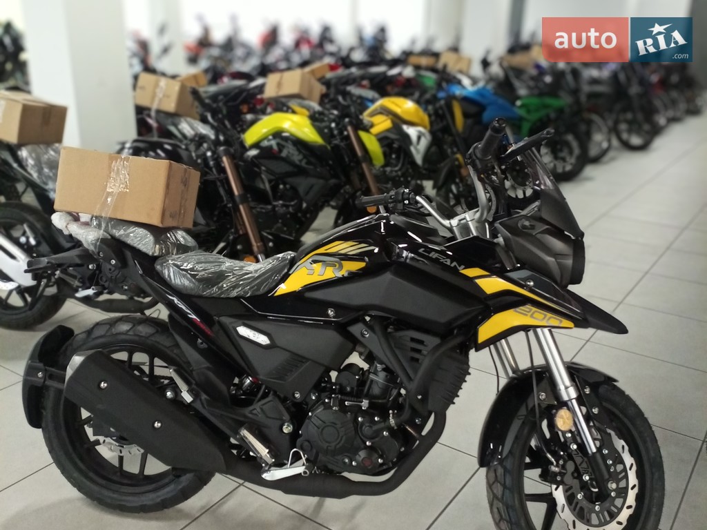 Новый Lifan KPT 200-4V 22 к.с. Base 2024 автосалона MotoHub - фото 1