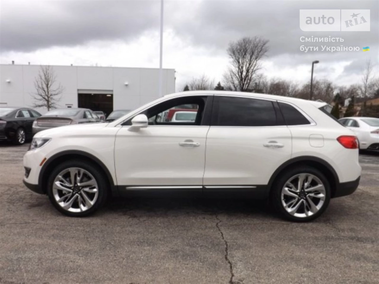 Lincoln MKX Black Label