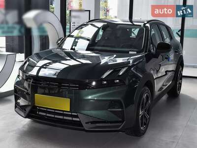 Lynk&Co 06 EM-P 2025 Standard Pro