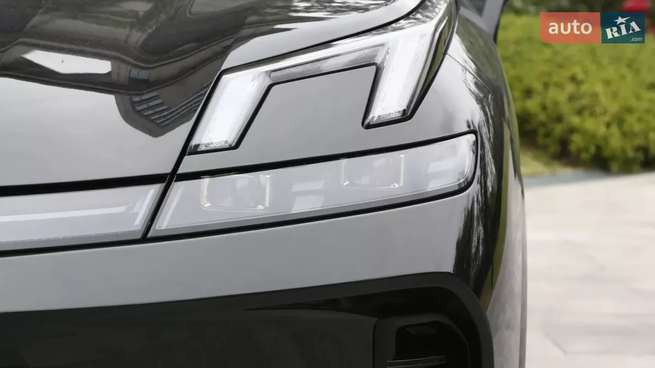 Lynk&Co-5