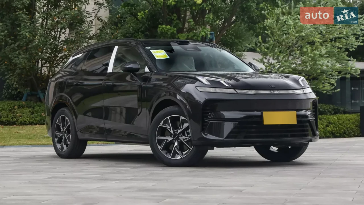Lynk&Co-4