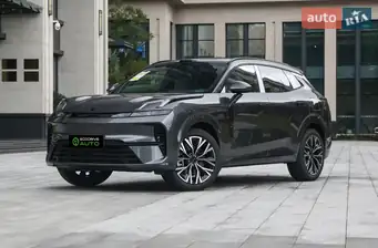 Lynk&Co 08