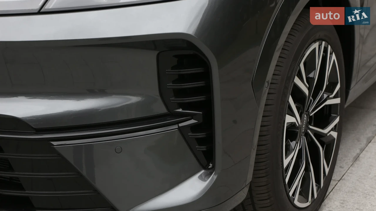 Lynk&Co-12