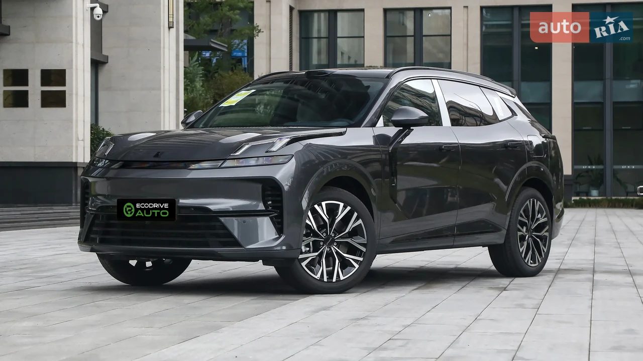 Lynk&Co-19