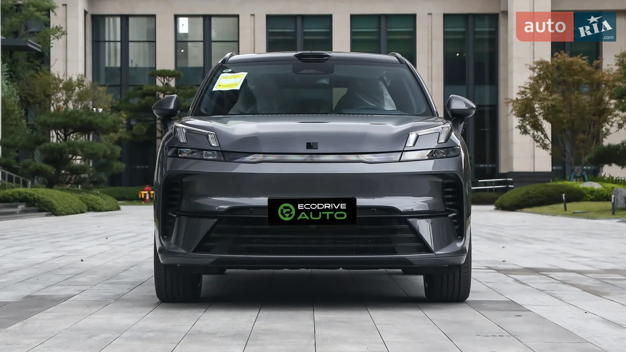 Lynk&Co-22