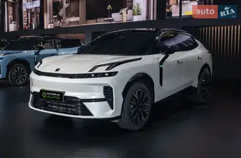 Lynk&Co 08