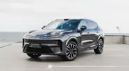 Lynk&Co 08 Perfomace Ultra