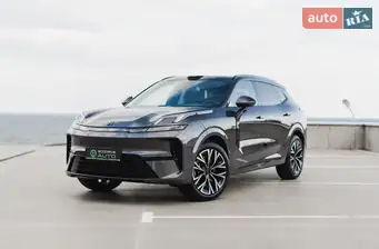 Lynk&Co 08