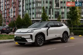 Lynk&Co 08