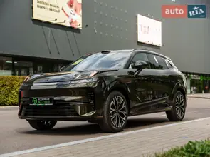 Lynk&Co 08