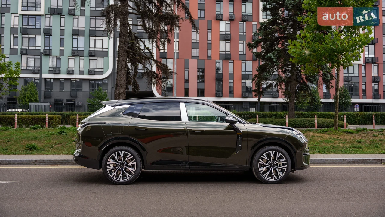 Lynk&Co-14