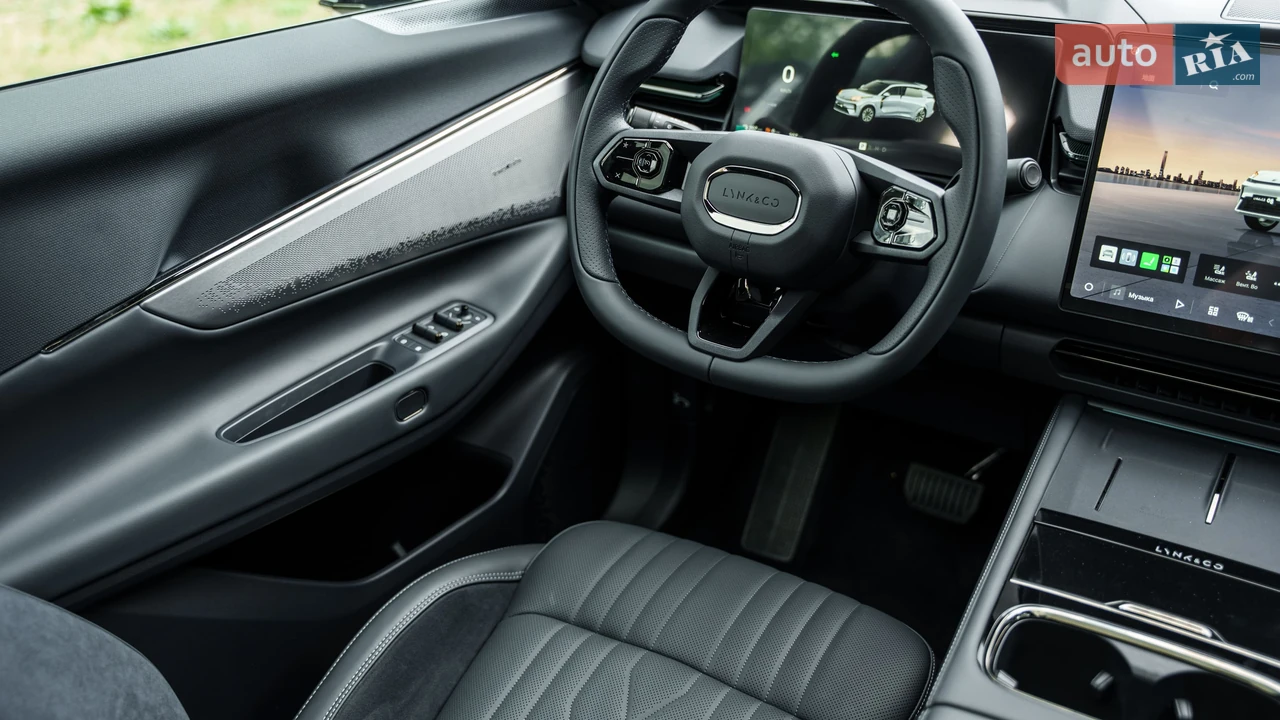 Lynk&Co-30