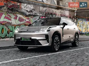 Lynk&Co 08