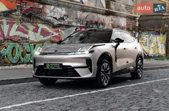 Lynk&Co 08