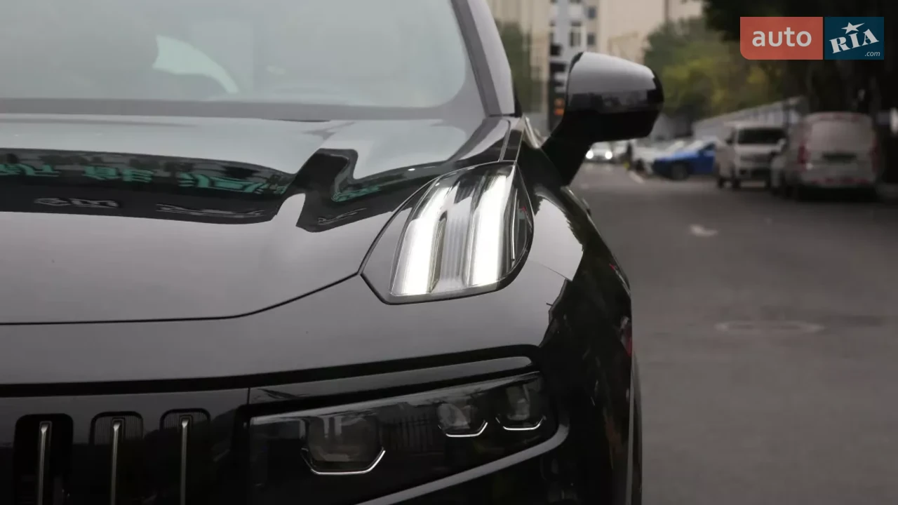 Lynk&Co-5